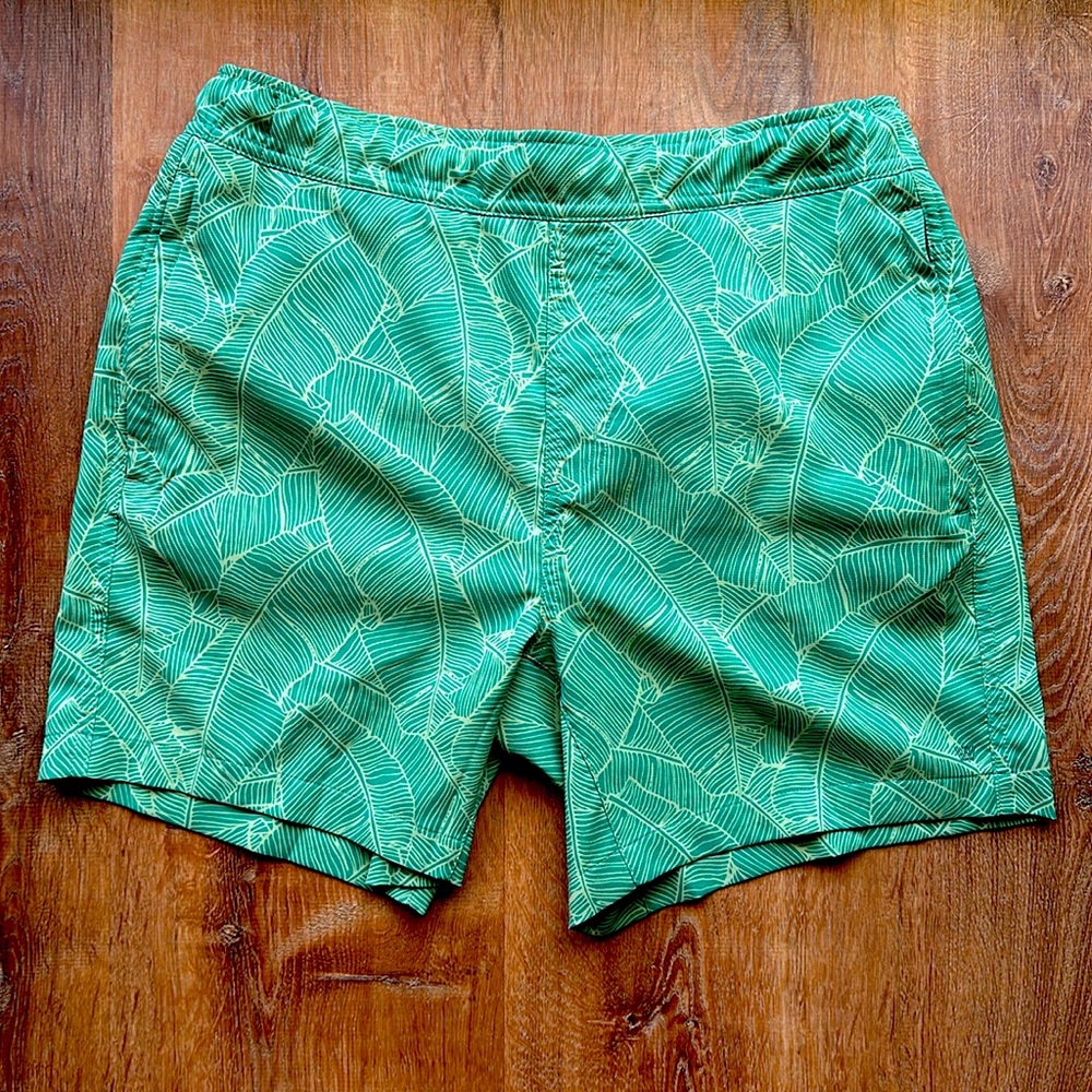 Like New Mack Weldon 6” Swim Trunk Size Medium